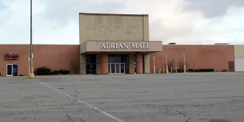 Adrian Mall foi inaugurado em 1970 e se tornou um ponto de referência (Reprodução: Internet) Adrian Mall foi inaugurado em 1970 e se tornou um ponto de referência (Reprodução: Internet)