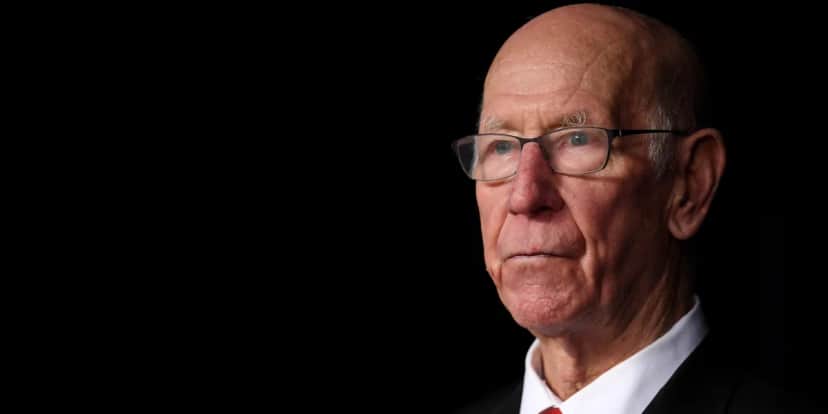 Morreu Sir Bobby Charlton, grande ídolo do futebol mundial (Foto: Reprodução/ Internet) Morreu Sir Bobby Charlton, grande ídolo do futebol mundial (Foto: Reprodução/ Internet)