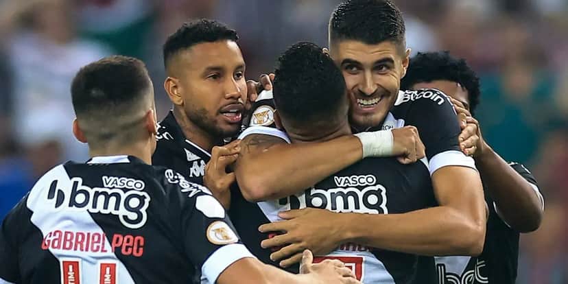 Vasco se prepara para algumas saídas (Foto: Divulgação) Vasco se prepara para algumas saídas (Foto: Divulgação)