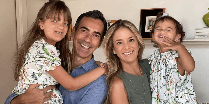 César Tralli e família (Reprodução/Internet) César Tralli e família (Reprodução/Internet)