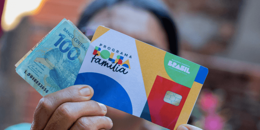 Bolsa Família contempla famílias de baixa renda e erradica a pobreza e a fome (Foto Reprodução/Internet) Bolsa Família contempla famílias de baixa renda e erradica a pobreza e a fome (Foto Reprodução/Internet)