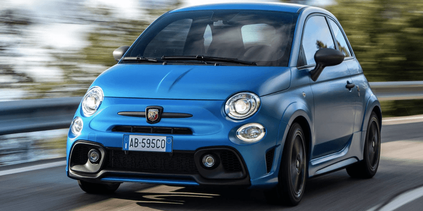 Fiat Abarth 595 (Reprodução/Internet) Fiat Abarth 595 (Reprodução/Internet)
