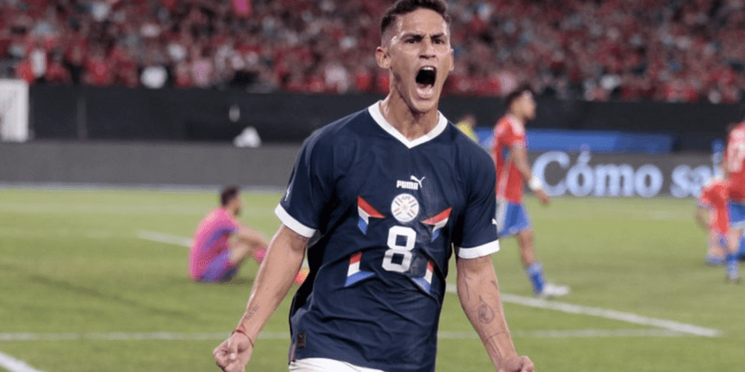 Matías Rojas na Seleção Paraguaia (Reprodução/Internet) Matías Rojas na Seleção Paraguaia (Reprodução/Internet)