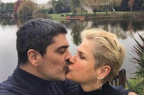http://tvfoco.uai.com.br/wp-content/uploads/2015/05/Daniela-Mercury.jpg http://tvfoco.uai.com.br/wp-content/uploads/2015/05/Daniela-Mercury.jpg