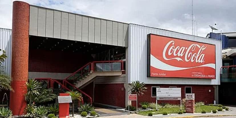 Coca-Cola (Foto: Reprodução / Internet) Coca-Cola (Foto: Reprodução / Internet)
