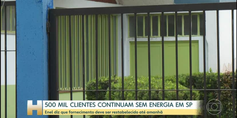 Escola fechada (Foto: Reprodução / Jornal Hoje da Globo) Escola fechada (Foto: Reprodução / Jornal Hoje da Globo)