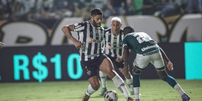 Hulk na partida do Galo contra o Goiás (Foto: Reprodução/ Internet) Hulk na partida do Galo contra o Goiás (Foto: Reprodução/ Internet)