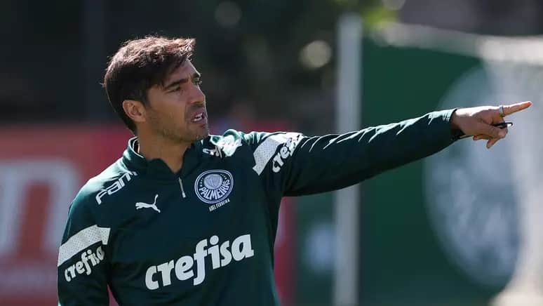 Abel Ferreira tem contrato até o fim de 2024 (Foto: Divulgação) Abel Ferreira tem contrato até o fim de 2024 (Foto: Divulgação)