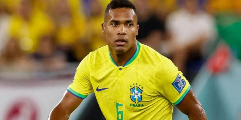 Alex S com a camisa da Seleção Brasileira - Foto: internet