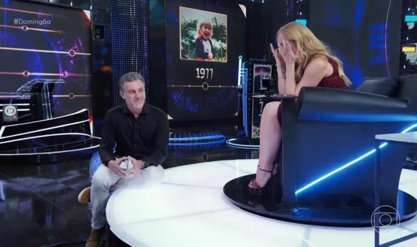 Angélica foi aos prantos no Domingão de Luciano Huck na Globo (Foto: Reprodução/ Internet) Angélica foi aos prantos no Domingão de Luciano Huck na Globo (Foto: Reprodução/ Internet)