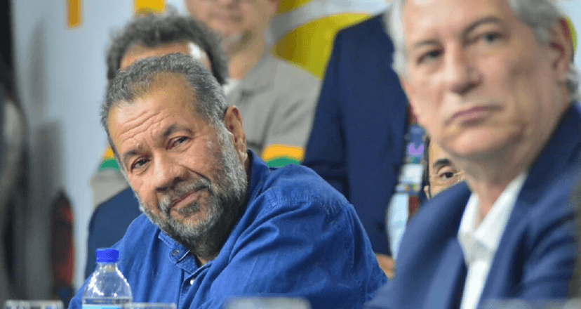 http://tvfoco.uai.com.br/wp-content/uploads/2015/05/Daniela-Mercury.jpg