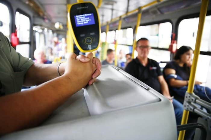 Cobradores de ônibus não são mais necessários (Foto: Divulgação) Cobradores de ônibus não são mais necessários (Foto: Divulgação)