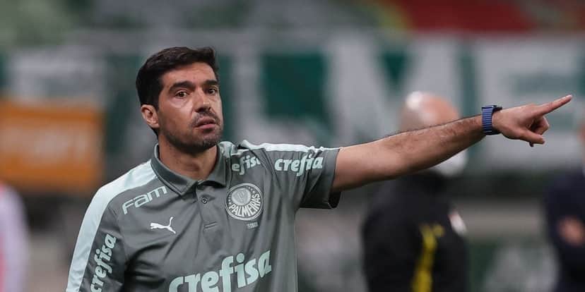 Abel Ferreira, promoveu apenas duas mudanças - (Foto: Internet) Abel Ferreira, promoveu apenas duas mudanças - (Foto: Internet)