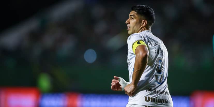 Luis Suárez marcou 3 gols contra o Botafogo - (Foto: Internet) Luis Suárez marcou 3 gols contra o Botafogo - (Foto: Internet)