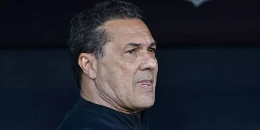 Vanderlei Luxemburgo - (Foto: Internet) Vanderlei Luxemburgo - (Foto: Internet)