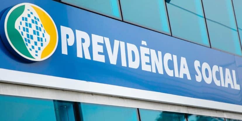 Os segurados do INSS ainda aguardam a aprovação do 14° salário (Reprodução: Internet) Os segurados do INSS ainda aguardam a aprovação do 14° salário (Reprodução: Internet)