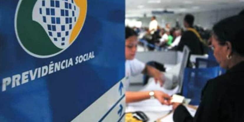 Notícia sobre o 13° salário do INSS (Foto: Reprodução/ Internet) Notícia sobre o 13° salário do INSS (Foto: Reprodução/ Internet)