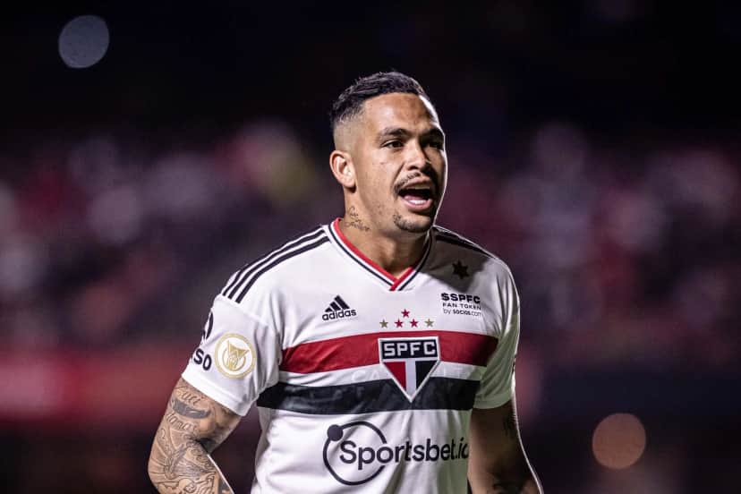 Luciano tem proposta para deixar o São Paulo (Foto: Divulgação) Luciano tem proposta para deixar o São Paulo (Foto: Divulgação)