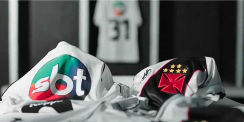 Camisa do Vasco com o logo do SBT (Reprodução: Internet) Camisa do Vasco com o logo do SBT (Reprodução: Internet)