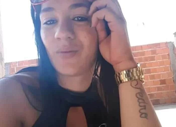 Mulher foi assassinada a tiros na frente do filho (Foto: Divulgação) Mulher foi assassinada a tiros na frente do filho (Foto: Divulgação)