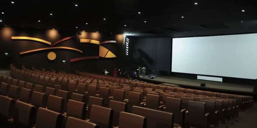 Cinema (Reprodução/Internet) Cinema (Reprodução/Internet)