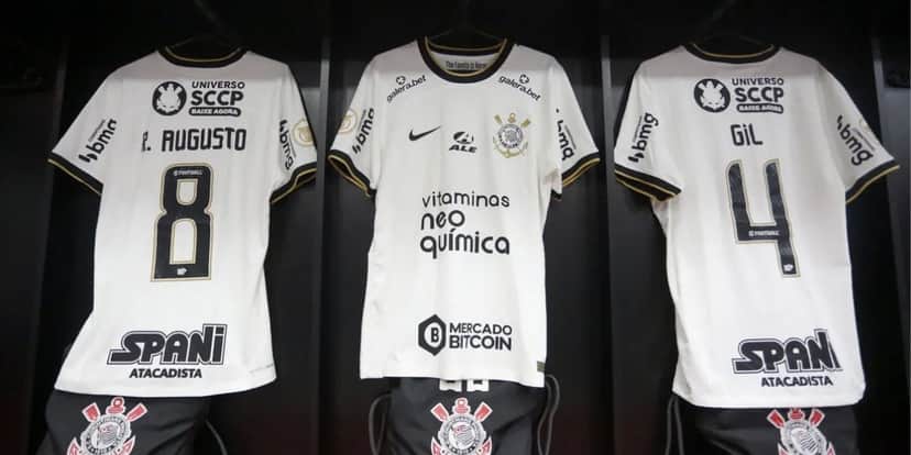 Camisas do Corinthians (Reprodução/Internet) Camisas do Corinthians (Reprodução/Internet)