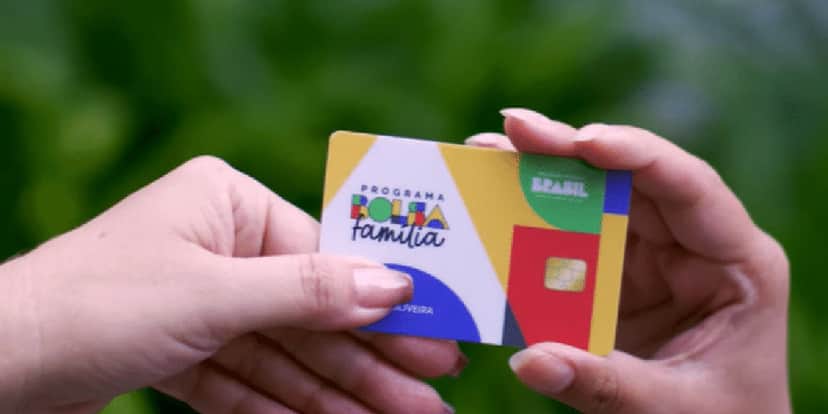 Carteirinha do Bolsa Família (Foto: Reprodução/ Internet) Carteirinha do Bolsa Família (Foto: Reprodução/ Internet)