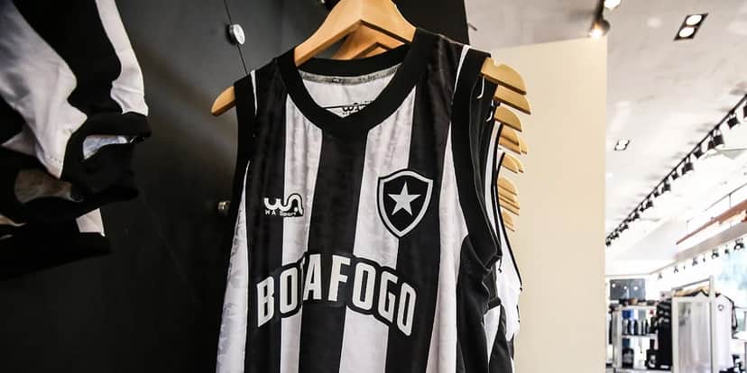 Camisa do Botafogo (Foto: Reprodução - Globo Esporte) Camisa do Botafogo (Foto: Reprodução - Globo Esporte)