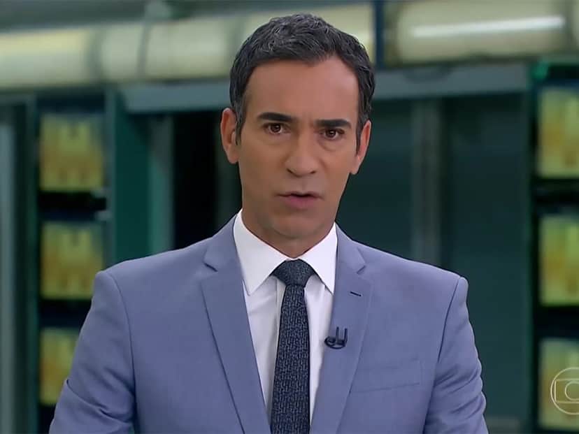 César Tralli fala de escândalo no futebol no Jornal Hoje (Foto: Globo) César Tralli fala de escândalo no futebol no Jornal Hoje (Foto: Globo)