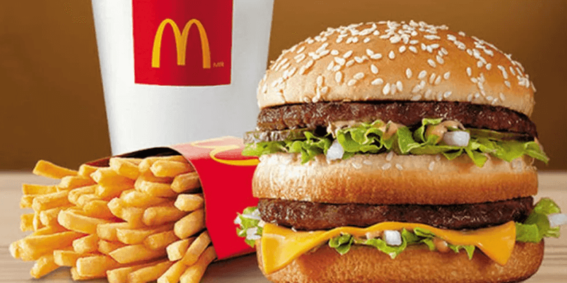 Combo do Mcdonald's (Foto: Reprodução, Goal.com) Combo do Mcdonald's (Foto: Reprodução, Goal.com)