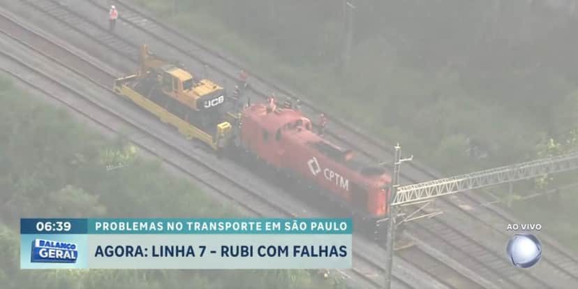 Trem parado (Foto: Reprodução / Record) Trem parado (Foto: Reprodução / Record)