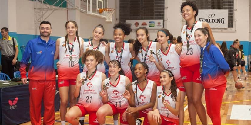 Time de basquete também é vencedor (Reprodução: Internet) Time de basquete também é vencedor (Reprodução: Internet)