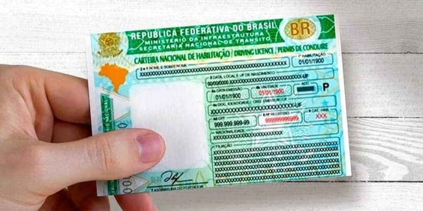 CNH é o documento obrigatório para conduzir um veículo (Reprodução: Internet) CNH é o documento obrigatório para conduzir um veículo (Reprodução: Internet)