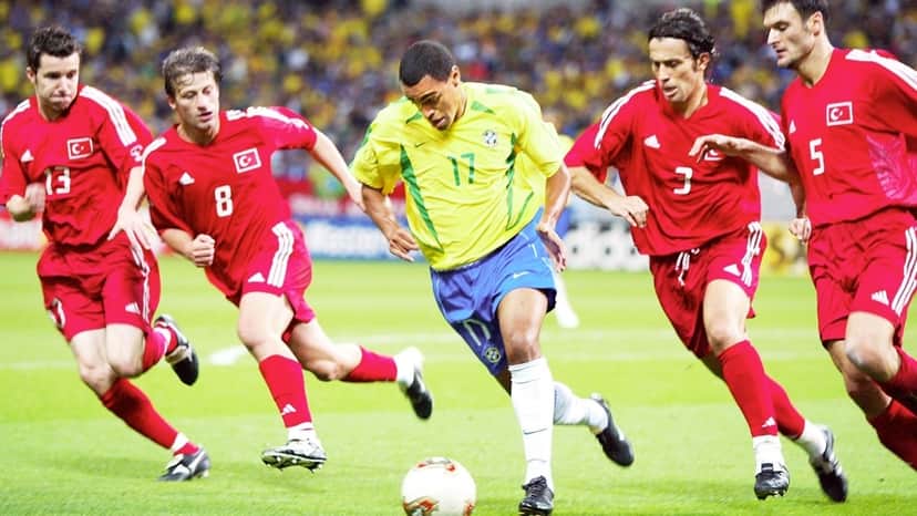 Denílson na Copa do Mundo de 2022, na cena memorável (Foto: Divulgação) Denílson na Copa do Mundo de 2022, na cena memorável (Foto: Divulgação)