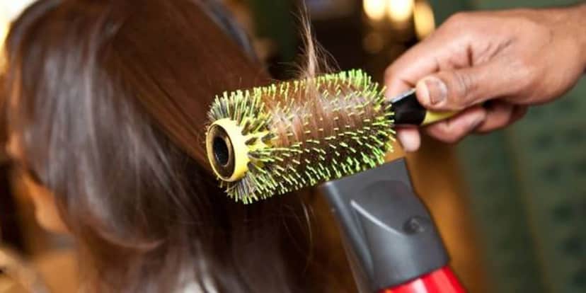 Cuidado com o uso excessivo do secado e babyliss (Foto: Reprodução/ Internet) Cuidado com o uso excessivo do secado e babyliss (Foto: Reprodução/ Internet)