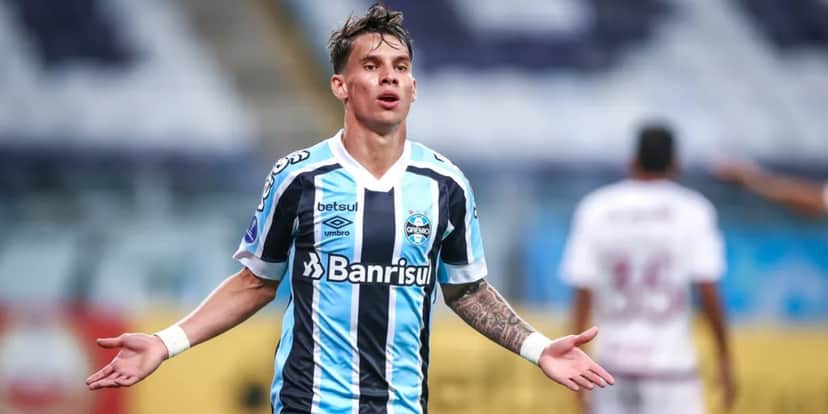 Ferreira é atacante (Foto: Lucas Uebel/Grêmio)
