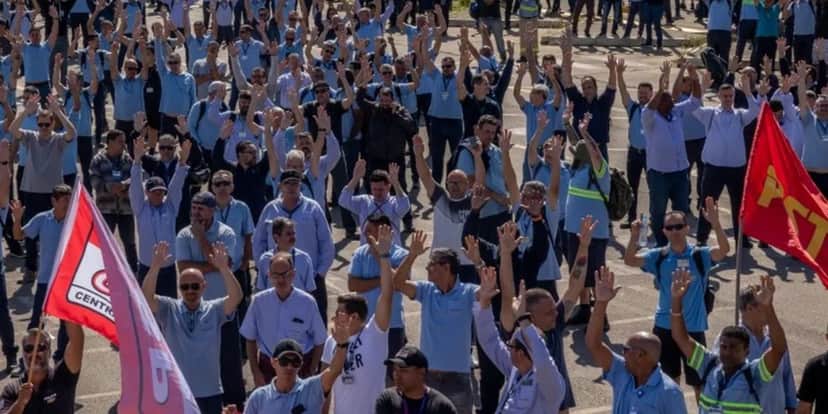 Mais de 1000 funcionários já haviam sido demitidos anteriormente (Reprodução: Internet) Mais de 1000 funcionários já haviam sido demitidos anteriormente (Reprodução: Internet)