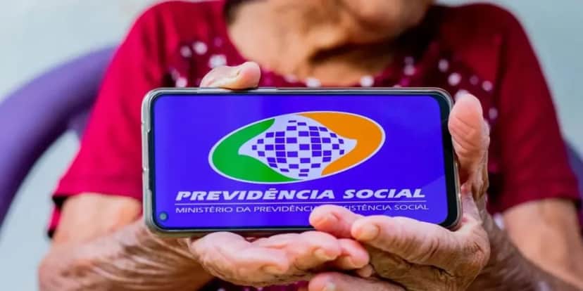 A idade mínima para se aposentar aumenta a cada ano (Reprodução: Internet) A idade mínima para se aposentar aumenta a cada ano (Reprodução: Internet)