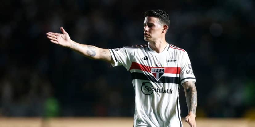 James Rodríguez FORA: Craque mal volta e bomba de ida à Europa chega voando para o pesadelo de Carpini no São Paulo -(Foto: Reprodução/ Internet) James Rodríguez FORA: Craque mal volta e bomba de ida à Europa chega voando para o pesadelo de Carpini no São Paulo -(Foto: Reprodução/ Internet)