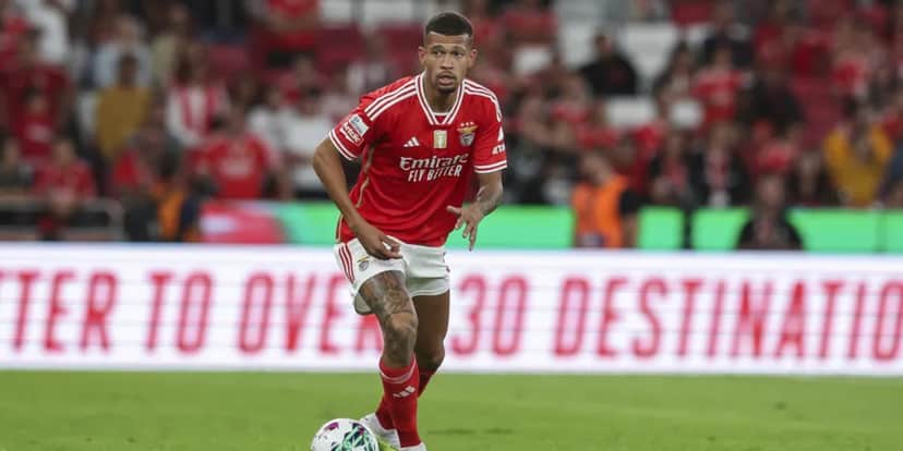 João Victor, do Benfica e ex-Corinthians, está na mira do Botafogo (Foto: Divulgação) João Victor, do Benfica e ex-Corinthians, está na mira do Botafogo (Foto: Divulgação)