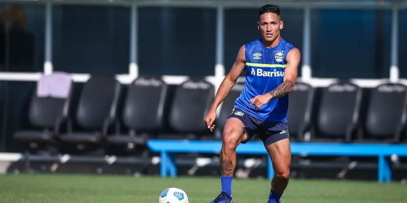 Jhonata Robert é atacante (Foto: Lucas Uebel/Grêmio) Jhonata Robert é atacante (Foto: Lucas Uebel/Grêmio)