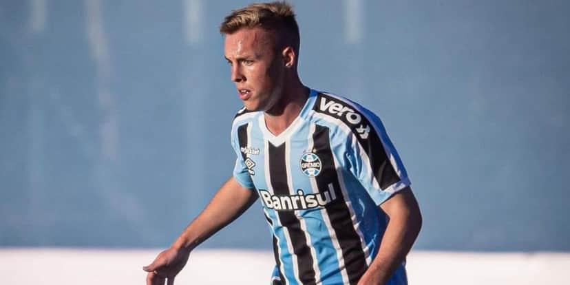 Mila é meio-campista (Foto: Divulgação/Grêmio/X) Mila é meio-campista (Foto: Divulgação/Grêmio/X)