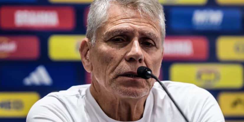 Substituto de Paulo Autuori: Cruzeiro se arma por técnico da gringa - (Foto: Internet) Substituto de Paulo Autuori: Cruzeiro se arma por técnico da gringa - (Foto: Internet)