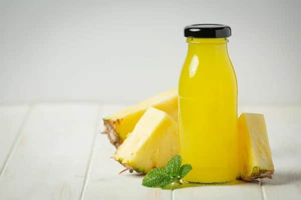 Suco seca espinha (Reprodução/Internet) Suco seca espinha (Reprodução/Internet)