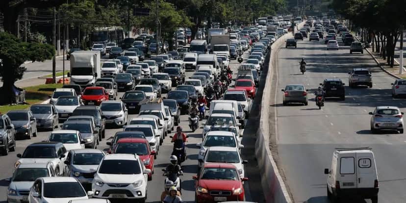 Lei de trânsito pode apreender carros de brasileiros (Foto: Presidente Lula (PT) sancionou leis em 2023 (Foto: Valter Campanato/Agência Brasil) Lei de trânsito pode apreender carros de brasileiros (Foto: Presidente Lula (PT) sancionou leis em 2023 (Foto: Valter Campanato/Agência Brasil)