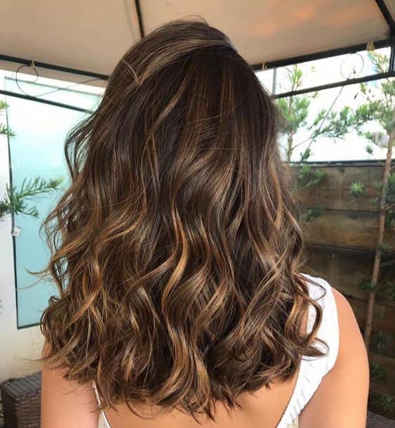 Cabelo Médio com Ondas Suaves. Foto: Reprodução/Internet Cabelo Médio com Ondas Suaves. Foto: Reprodução/Internet