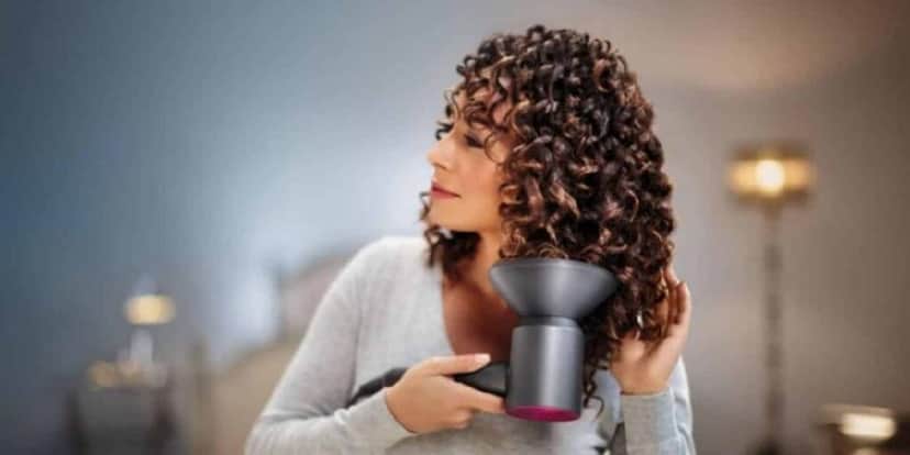 http://tvfoco.uai.com.br/wp-content/uploads/2015/05/Daniela-Mercury.jpg