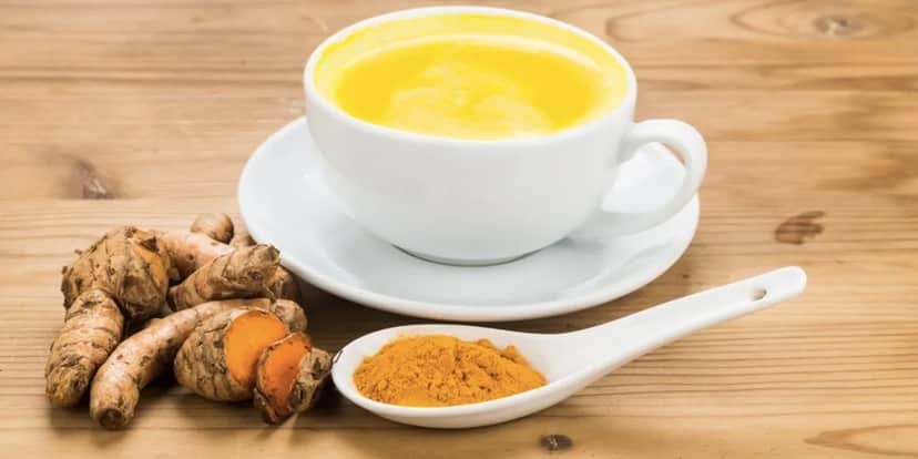 Chá de cúrcuma (Foto: Reprodução / Shutterstock) Chá de cúrcuma (Foto: Reprodução / Shutterstock)