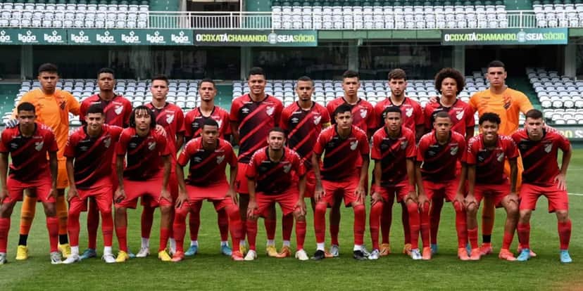 Athletico-PR na Copa São Paulo de Futebol Júnior - (Foto Internet) Athletico-PR na Copa São Paulo de Futebol Júnior - (Foto Internet)
