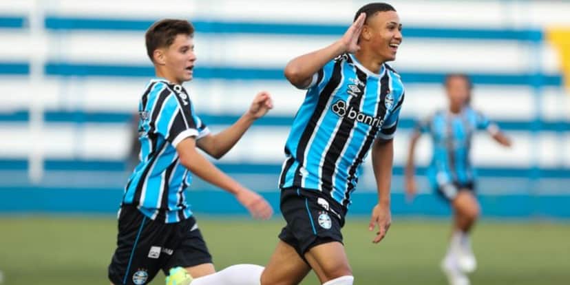Mais um atacante pode deixar o Grêmio depois de Suárez -Foto Reprodução Internet Mais um atacante pode deixar o Grêmio depois de Suárez -Foto Reprodução Internet